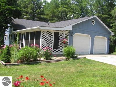 1326 E Lincoln St, East Tawas, MI, 48730
