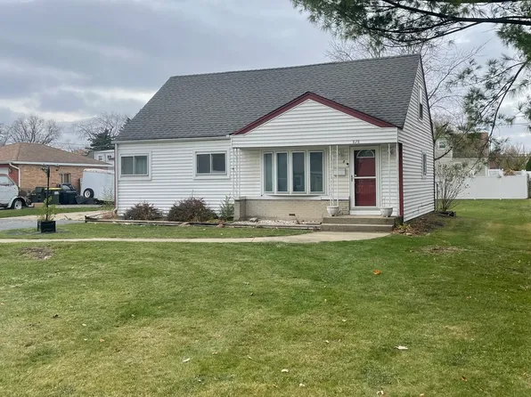828 Alcoa Ave, Melrose Park, IL 60164