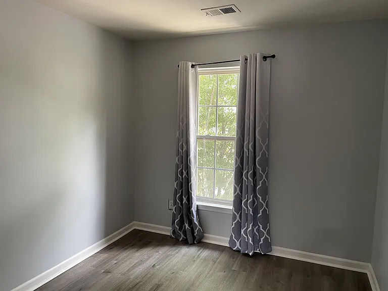 2068 Lockwood Dr #1 — Photo 15