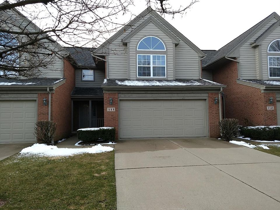 1st image of 111 Village Place Dr