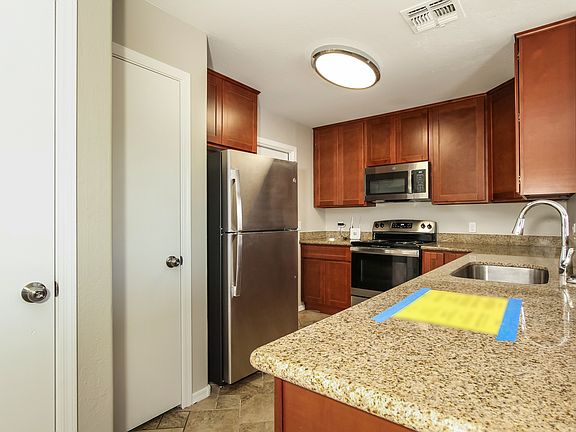 3rd image of 12049 W Aster Dr