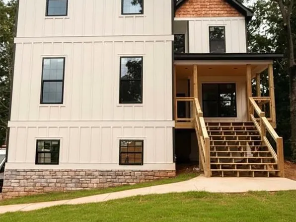 2183 Deep Woods Way, Marietta, GA 30062