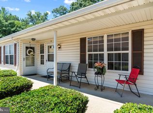 1800 Vincenza Dr APT B, Eldersburg, MD 21784