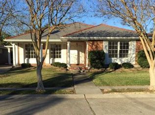 1020 W William David Pkwy, Metairie, LA 70005