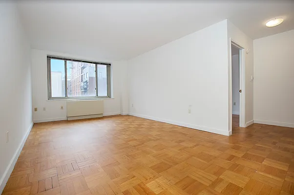 Rented by REAL New York | media 22