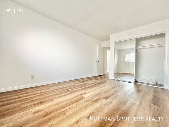 5th image of 1724 Winona Blvd #310