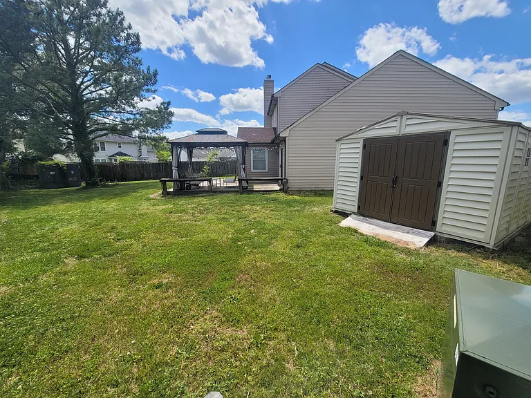 1792 Moonstone Dr — Photo 33
