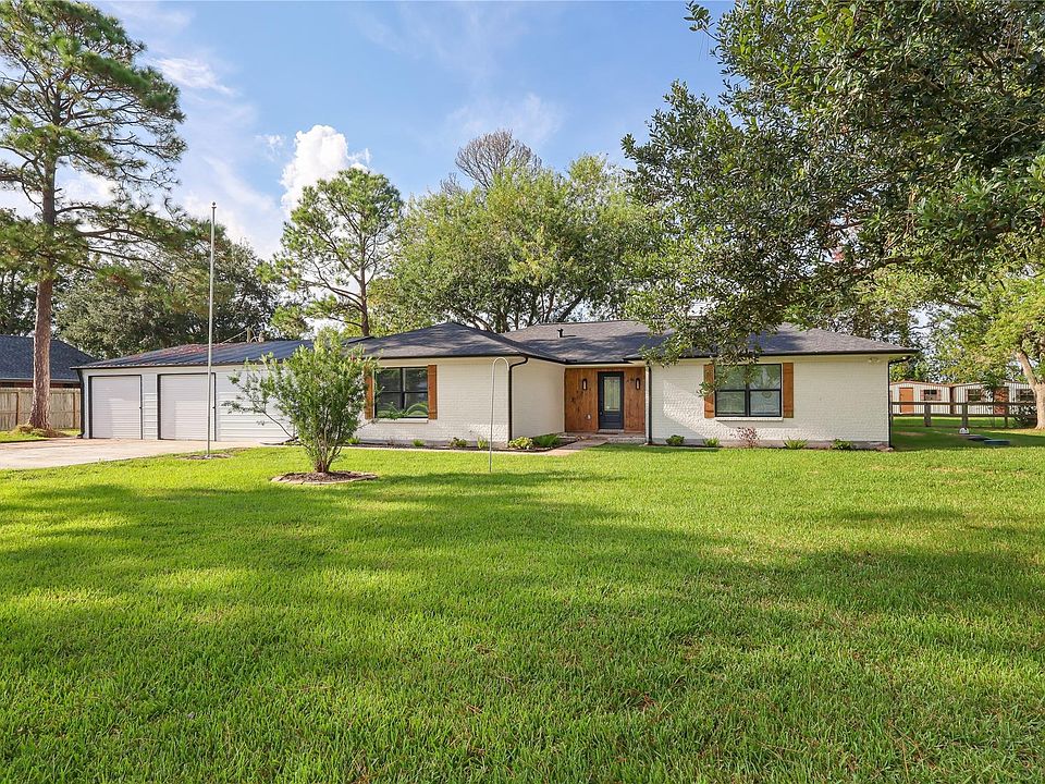 1st image of 12106 Giusti Ln