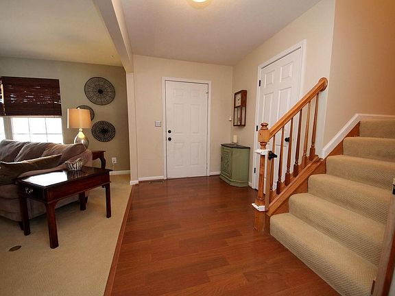 5th image of 606 Moss Oak Ave