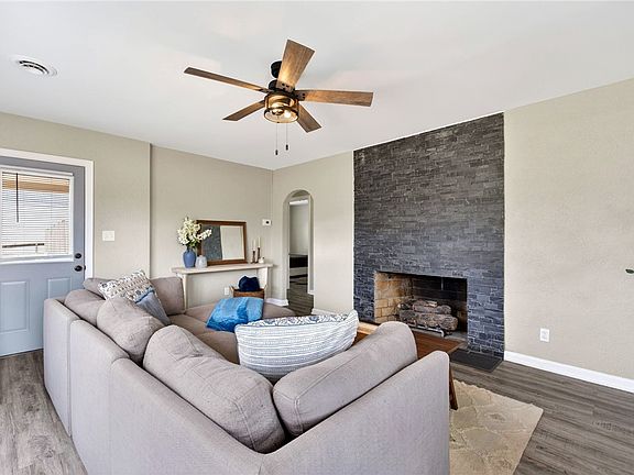 4th image of 3854 Shroyer Rd