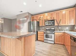 22844 SW Forest Creek Dr UNIT 201, Sherwood, OR 97140