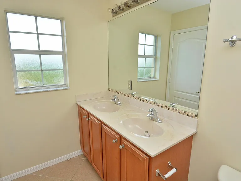 2093 SE Fern Park Dr — Photo 39