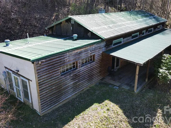 17619 State Highway 209, Hot Springs, NC 28743