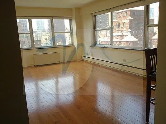 Rented by Medow Property | media 27