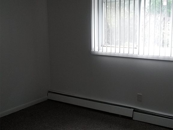 4th image of 510 N Congress St APT 01