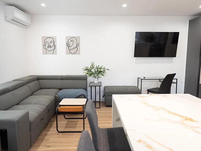 10863 Kling St #3 — Photo 7