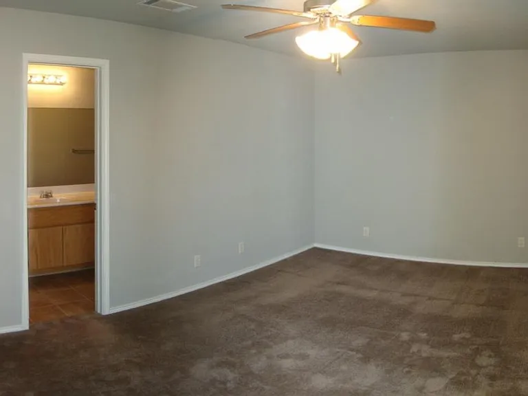3807 Ida Dr — Photo 9
