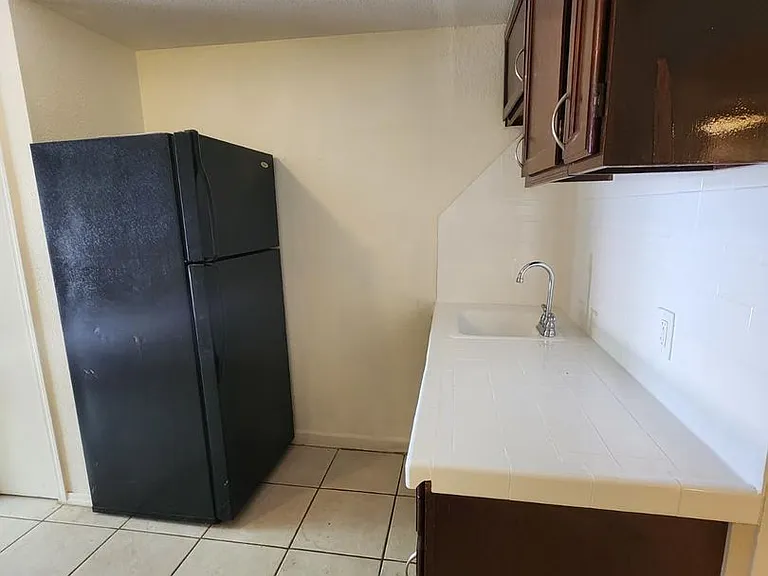 Modern Quarters Apartments — Photo 5