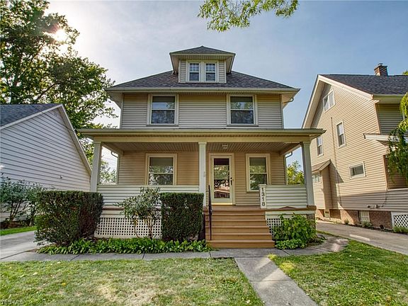 2nd image of 1318 Belle Ave