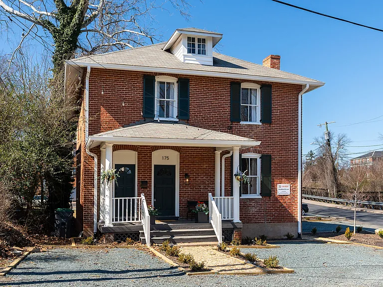 175 Madison Ln — Photo 45