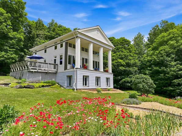 1634 Montgomery Road, Hardwick, VT 05836