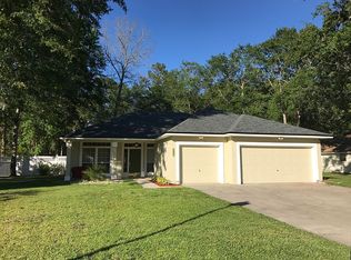 8662 Riverwood Dr, Yulee, FL 32097