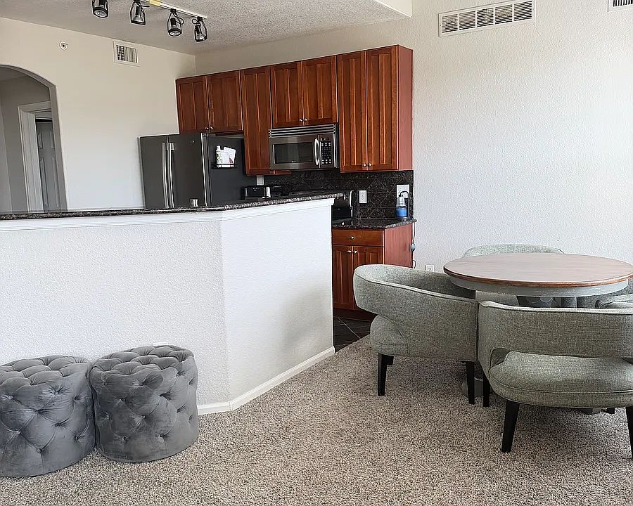 Eating area off kitchen