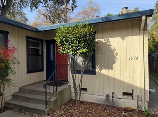 1678 E St, Napa, CA 94559