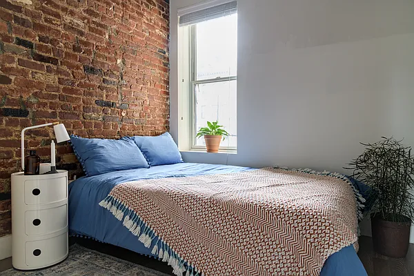 Rented by Compass | media 28