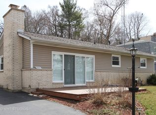 5206 E Lake Shore Dr, Wonder lake, IL 60097