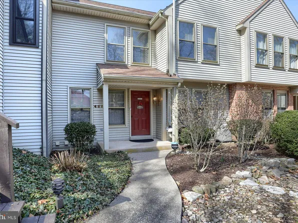 455 Lovell Ct, Hummelstown, PA 17036