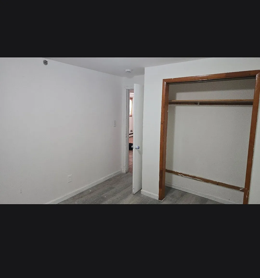 126 Seaview Ave — Photo 2