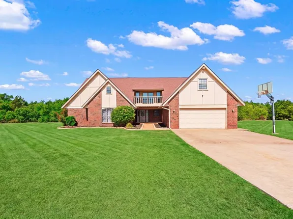 1811 Cedar Trail Dr, Cashion, OK 73016