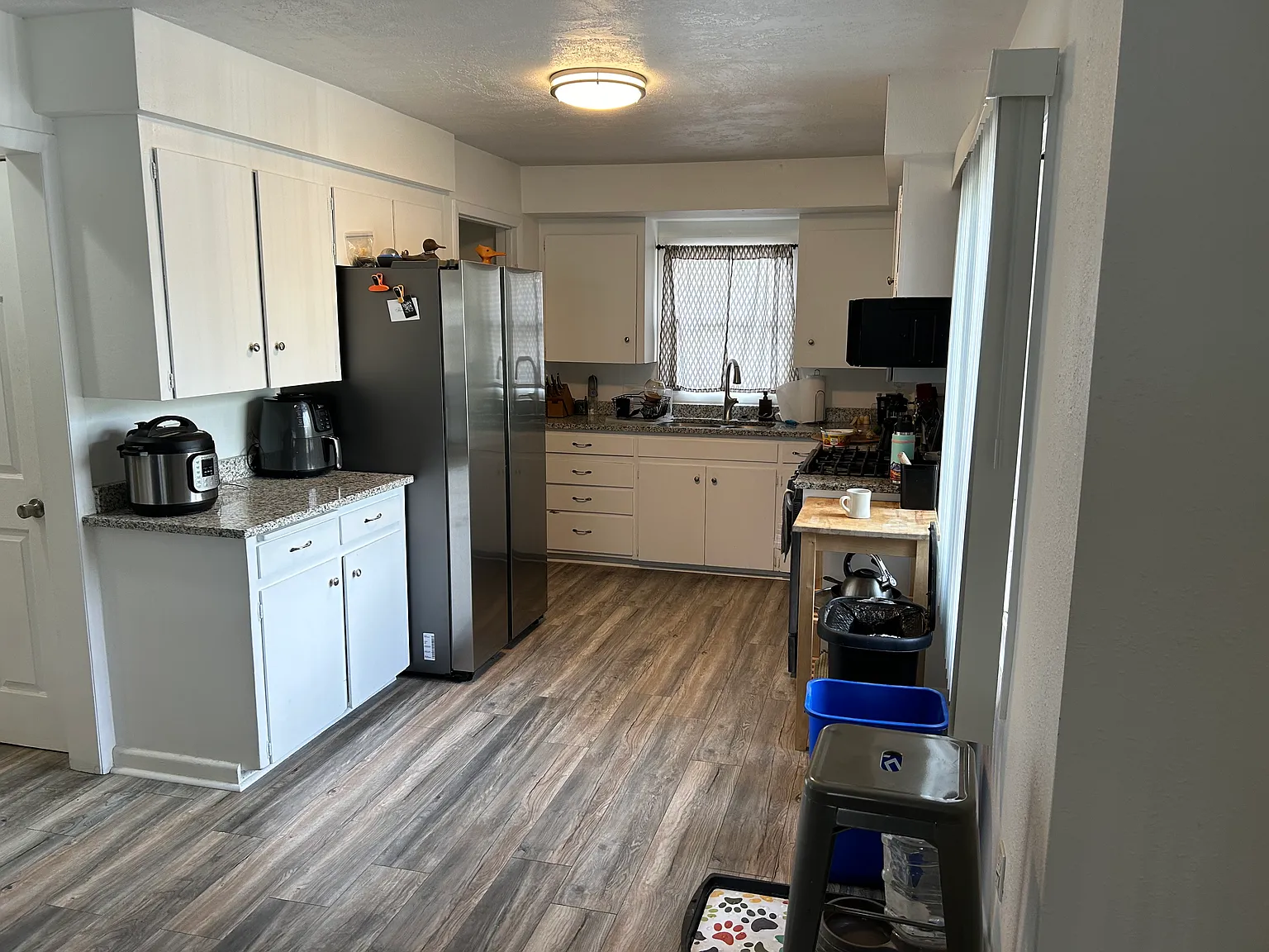 4 bed, 1736 sqft, $2,450 — Photo 2