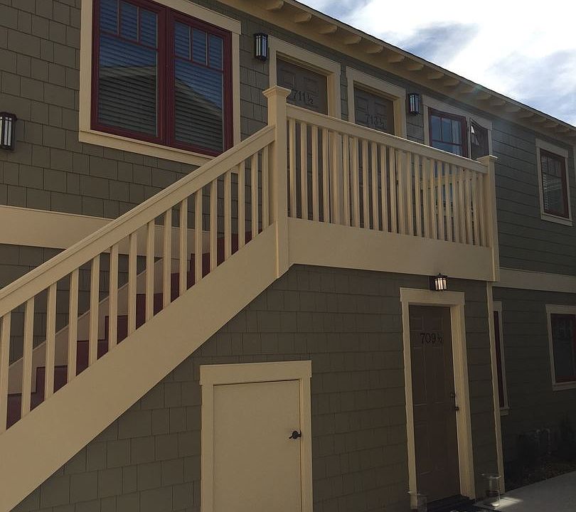 1st image of 713 1/2 C Ave