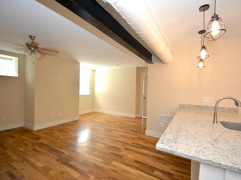 2315 Park Ave #1J — Photo 8