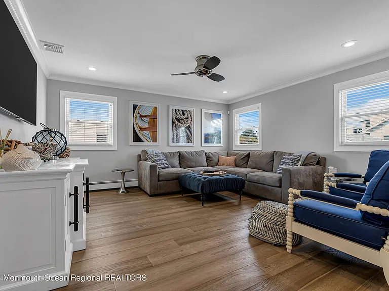 228 Ocean Ave — Photo 8