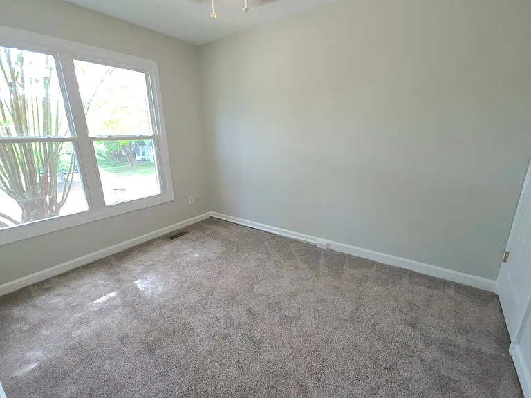 304 Arabian Cir — Photo 25