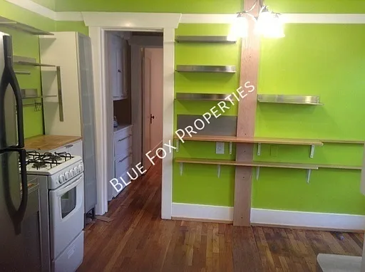 Building Photo - 235 N Jacobus Ave