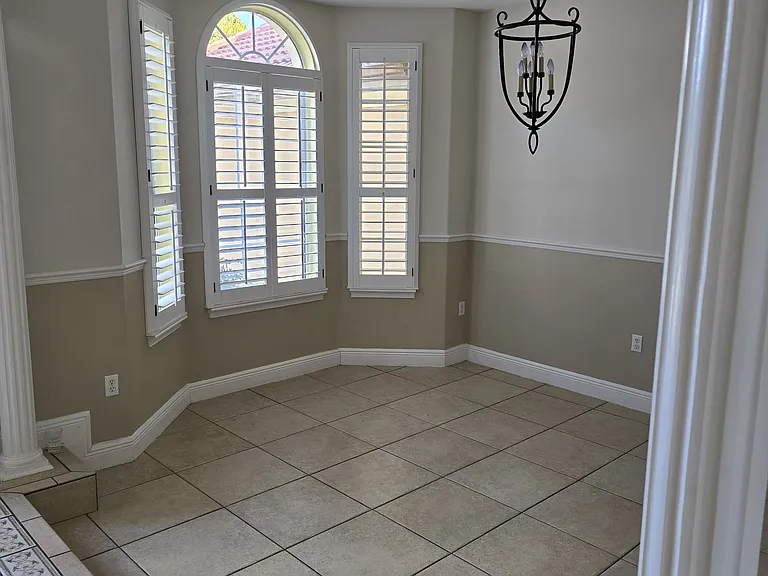 502 W Lester Rd — Photo 31