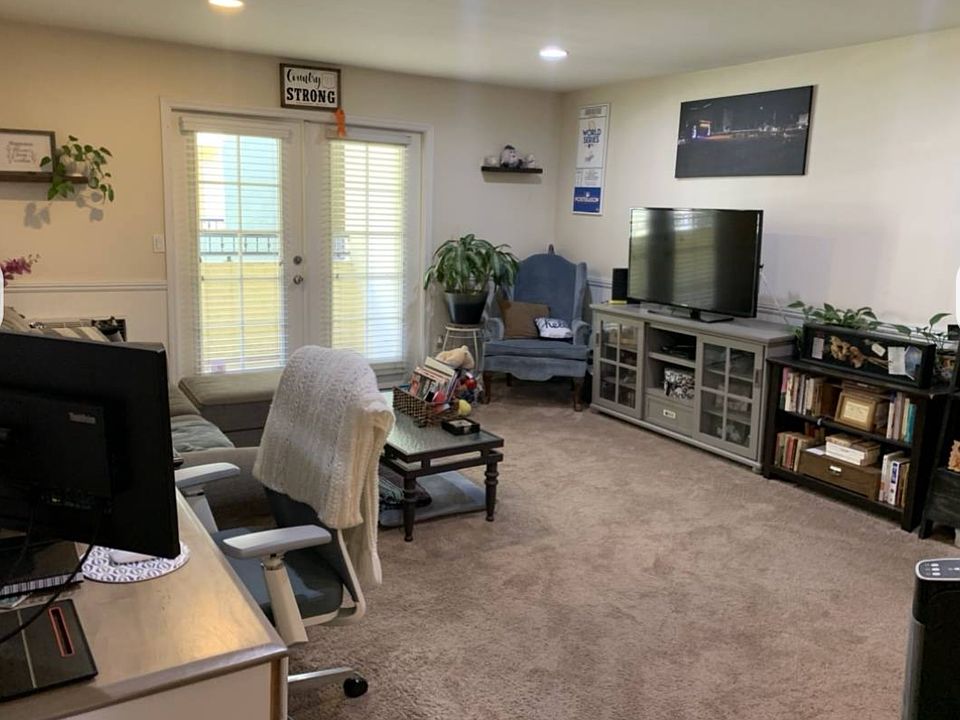 1st image of 5055 Collwood Blvd
