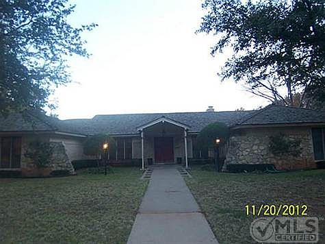 1st image of 2415 Merrimac Dr