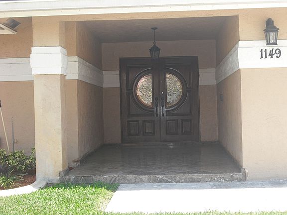 5th image of 1149 NW 161st Ave