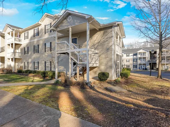 524 McKenna Cir, Greenville, SC 29615