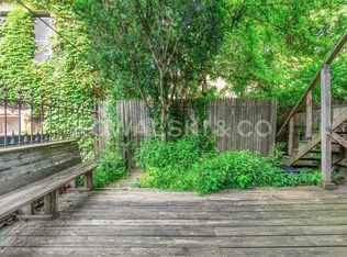 385 9th St, Brooklyn, NY 11215