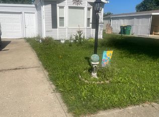 3262 Compass Dr, Franklin, IN 46131