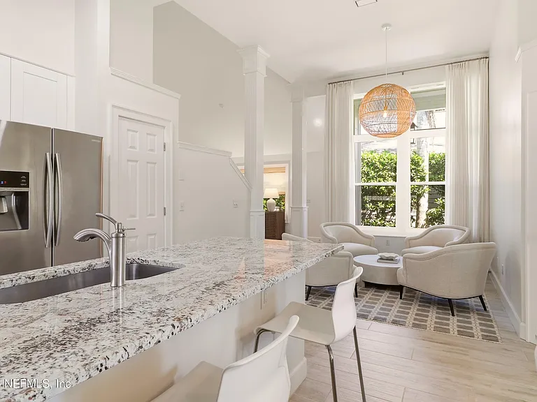 120 Alsace Ct — Photo 21