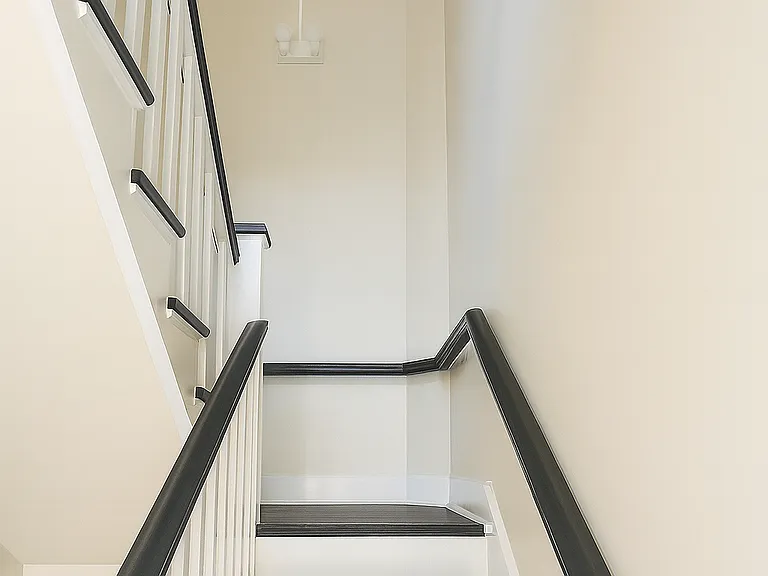 1710 Carrollton — Photo 3