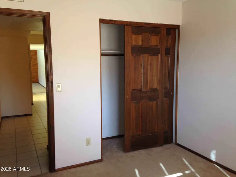 701 W Summit Pl — Photo 10