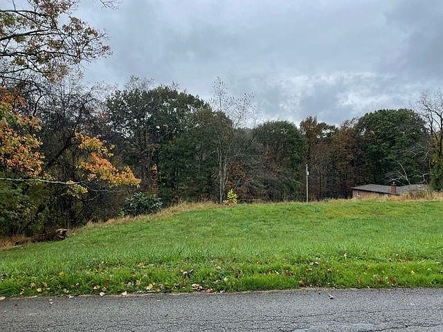 2nd image of 4712 Millstream Ct